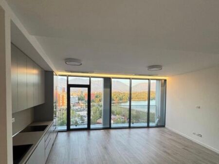 UFFICIO 2+1 IN AFFITTO PRESSO LA RESIDENZA LAKEVIEW LAGO