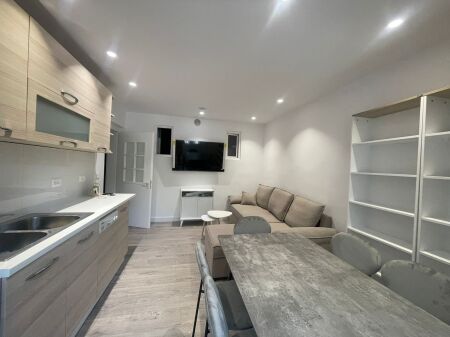 Apartament 1+1 me qira prane Harry Fultz