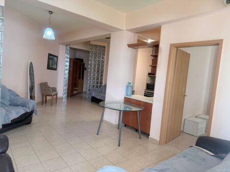  SHITET Apartament 2+1Prane Globe, Rr. e Kavajës