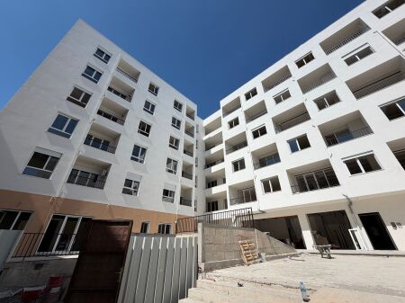  Shitet Apartament 1+1 Golem, Pallatet Alb-Golem