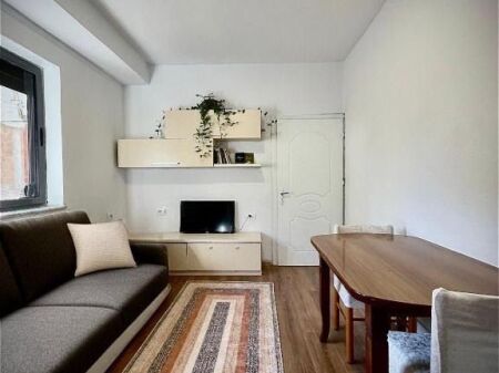 Apartment 1+1 at ATSH, Vllazen Huta street