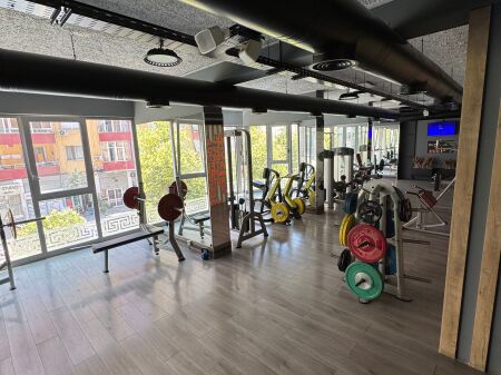 BUSINESS PREMISES FOR SALE. ASTIR