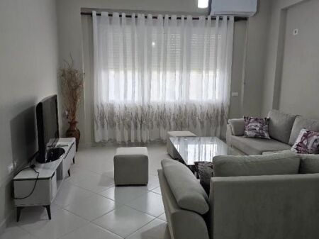 Affitto | Apartament 2 + 1 | Kopshti Zoologjik | 650 €/mese