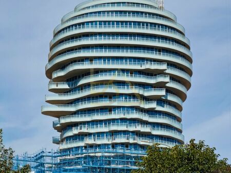 Shitet Apartament 1+1 – Tirana’s Rock