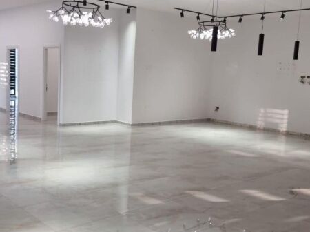  LOCALE COMMERCIALE IN AFFITTO – FARMACIA 10 