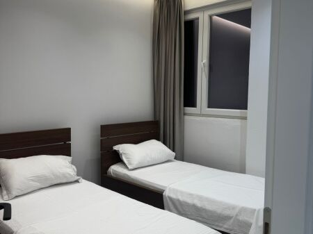 Jepet Me Qera Apartament 1+1+1 Verande