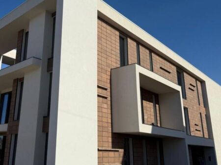  Shitet Apartament 1+1 me Verandë + Post Parkimi – Tulipan Residence 