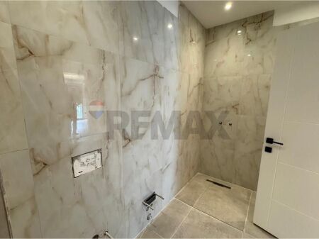 Apartment 2+1 for sale Porcelain