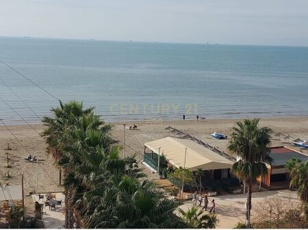 Excluzive ! Shitet Apartament 1+1 në Vijën e Parë të Detit – Shkëmbi i Kavajës, Durres !