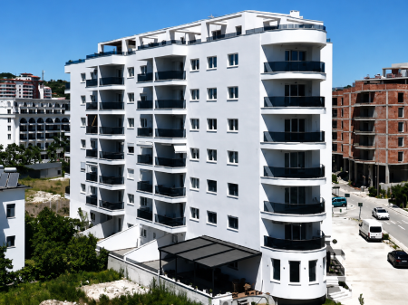  Shitet Apartament 1+1 Golem, Pranë Fafa Resort