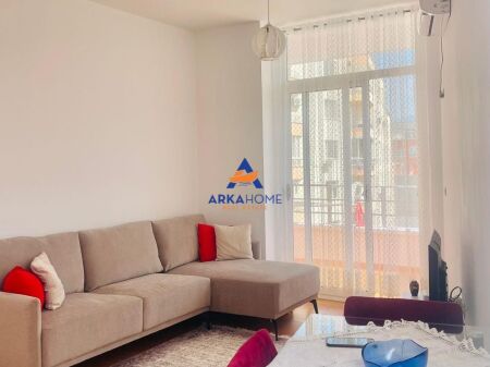 VENDESI APPARTAMENTO 1+1 "PALLATET FRATARI, ASTIR" 115000 EURO