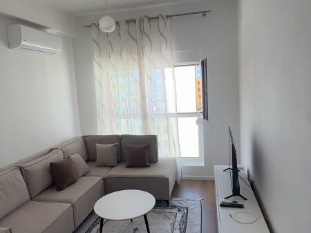 Rent | Apartament 1 + 1 | Ali Demi | 450 €/month