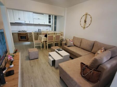 Jepet Me Qera Apartament 2+1