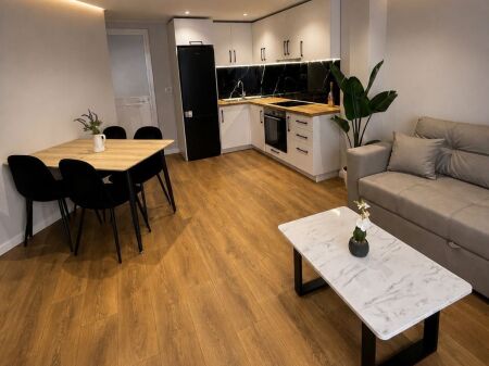  128,000 € | SHITET DUPLEX TEK LIQENI I THATË 