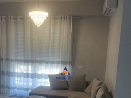 JEPET ME QERA APARTAMENT 2+1 "BRRYLI" 6000 EURO