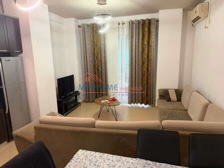 Apartament 1+1 me qira ne Fresk ne Tirane