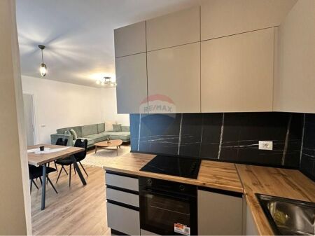 apartament luksoz per qira 2+1+2, Akses Tirana