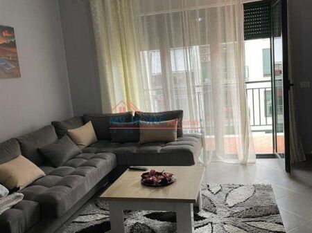 Appartamento 1+1 in affitto ad Astir a Tirana