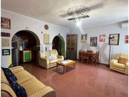 Apartament 1+1 me qira te Sheshi Wilson