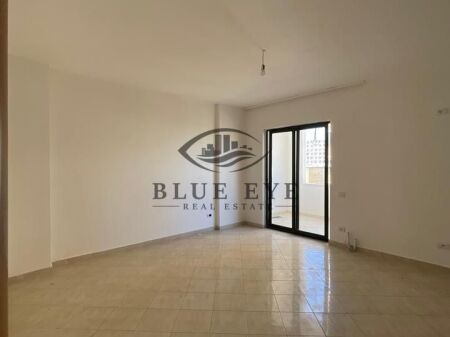 Apartament 2+1+2 për Shitje – Pranë Ish Fabrikës së Bukës, Durrës