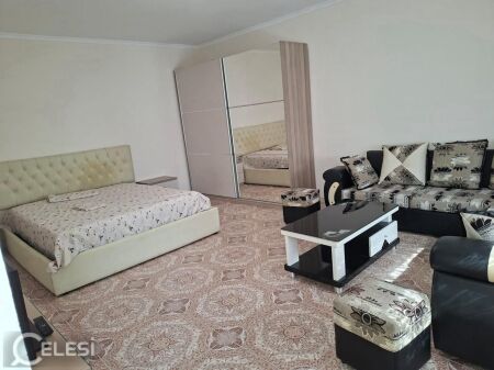 Apartament 1+1, Farmacia 10!