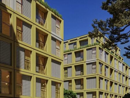  Shitet Apartament 3+1+2 me Depo  Siri Kodra, Perballë Dispancerisë