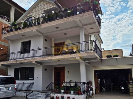 Shitet Vilë 3-Katëshe – Bulevardi i Ri, Tiranë