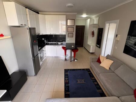 1+1, with parking on Peti Street, Dry Lake, 700 euros