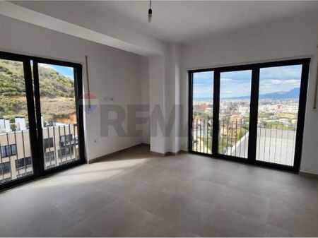 Apartament Luksoz në Zonën e Kërkuar të Tiranës