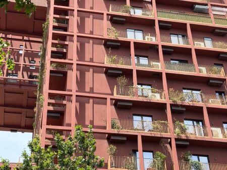  AMBIENT BIZNESI PREMIUM ME QERA – TIRANA GARDEN BUILDING 