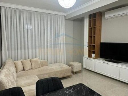 Qera, Apartament 1+1, Kopshti Botanik