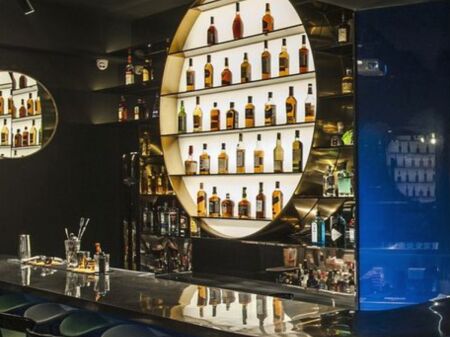 Mylym Shyri, Locale commerciale in vendita con ipoteca (dato in affitto come bar lounge)