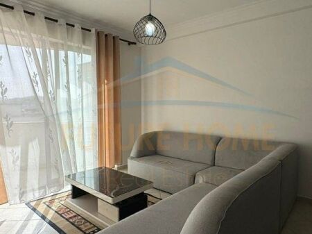 Shitet, Apartament 2+1, Pallatet Romario, Unaza e Re..
