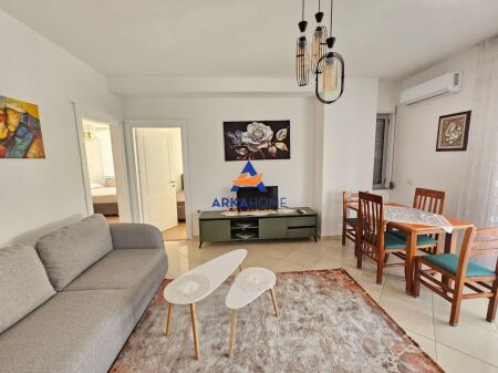 APPARTAMENTO 2+1+BALCONE "VICINO ALLA PROCURA, VIA HAXHI HYSEN DALLIU" 70.000 LEKE