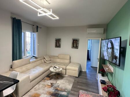 SHITET APARTAMENT 1+1 NE ZONEN E HEKURUDHA PLAZH, DURRES
