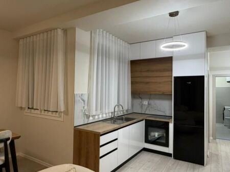  Jepet me Qira Apartament 1+1 – River Residence