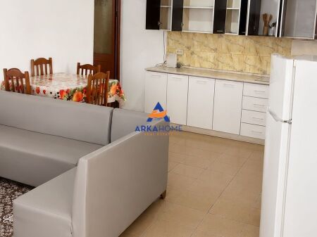 AFFITTASI APPARTAMENTO 1+1 "VIA 5 MAGGIO" 35000 LEKE