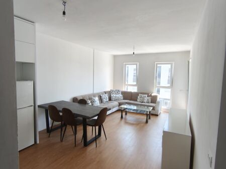 APARTAMENT 2+1 PER SHITJE TEK UNIVERS CITY