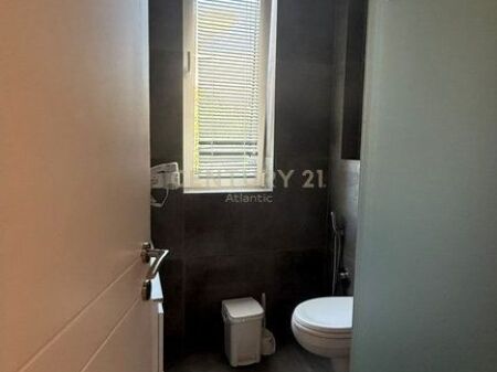 Apartament 1+1 në shitje në Plazh, Durrës 20 m Larg Detit
