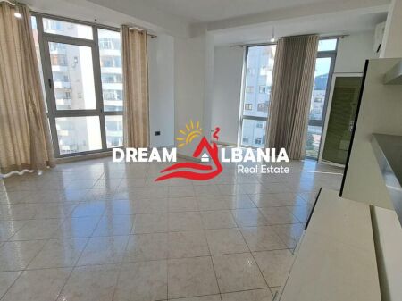 Shitet Apartament 2+1+2WC Komuna e Parisit, Kompleksi KIKA 2 (ID 51210002)