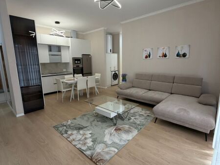  JEPET ME QIRA APARTAMENT 2+1+2 TEK DELIJORGJI