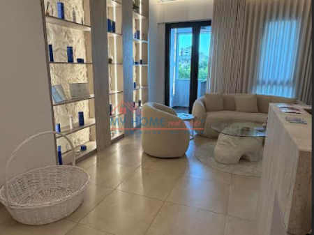 Ambient Biznesi me Qera Square 21 Tirane