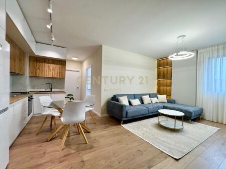 Apartament 2+1 Me Qira në Unazën e Re, Tiranë - 680€ | 80 m²