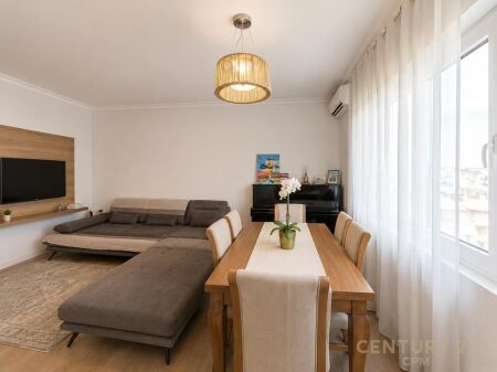 Apartament 1+1 Me Qira, Rruga 5 Maji