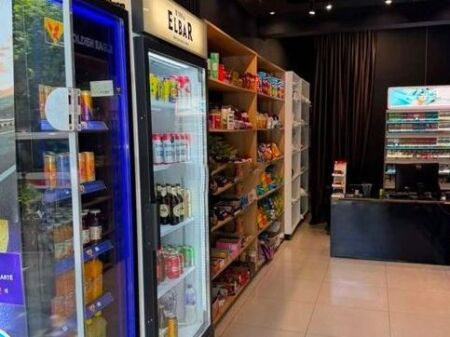 Shitet Biznes Tabakino – 21 Dhjetori, Rrugë Kryesore