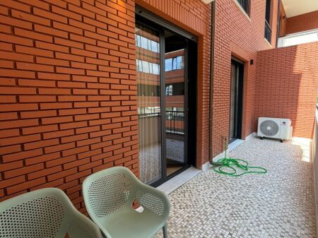 Qira Apartament 1+1 me verande KOMPLEKSI DELIJORGJI