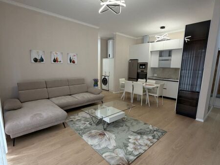 JEPET ME QIRA APARTAMENT 2+1+2 NË DELIJORGJ