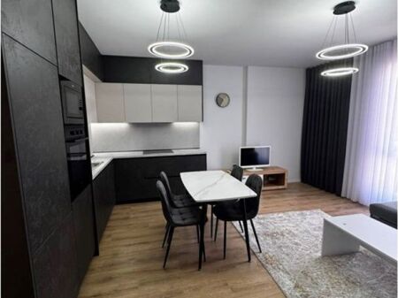 Apartament 2+1 me qira në Univers City