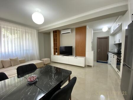 TEK XHAMIA E KOPSHTIT BOTANIK APARTAMENT 1+1 ME QIRA