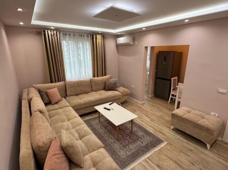  *Apartment 1+1 for rent at 21 Dhjetori*